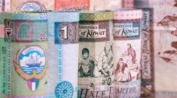 مساء الأحد.. سعر الدينار الكويتي مقابل الجنيه في البنوك المصرية